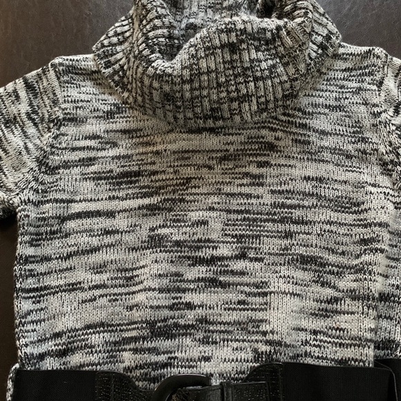 AGB Sweater dress - Picture 6 of 6